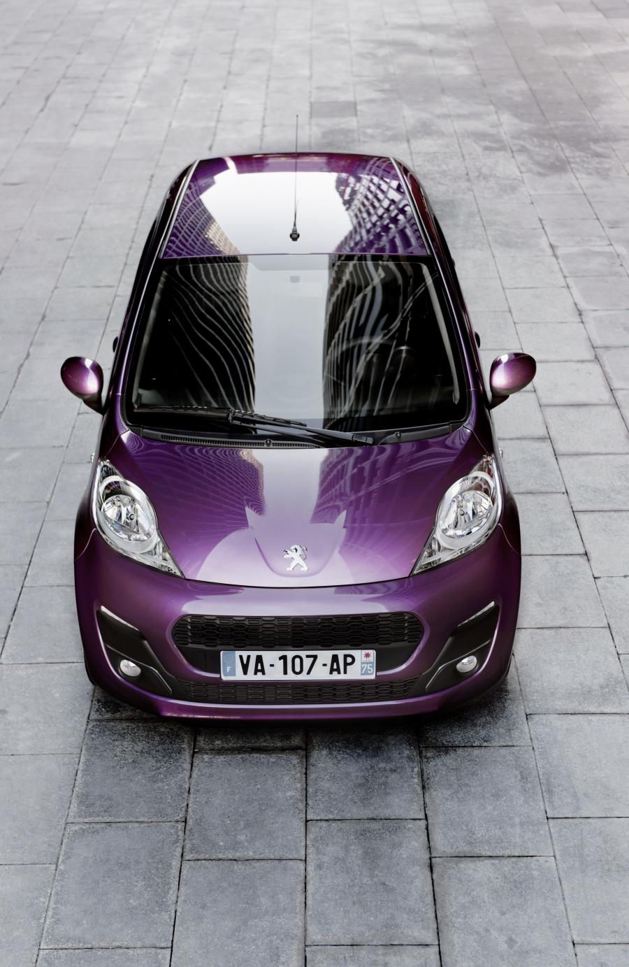  Peugeot 107 5-Door 2012 года  (фото 37 из 40)